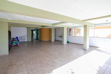 Apartamento à venda com 249m², 3 quartos e 2 vagasÁrea comum - Salão de festas