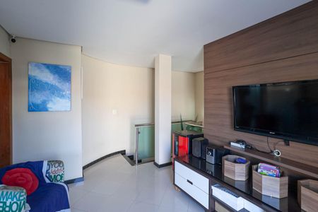 Apartamento à venda com 249m², 3 quartos e 2 vagasCobertura - Sala 2