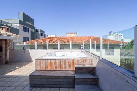 Apartamento à venda com 249m², 3 quartos e 2 vagasCobertura