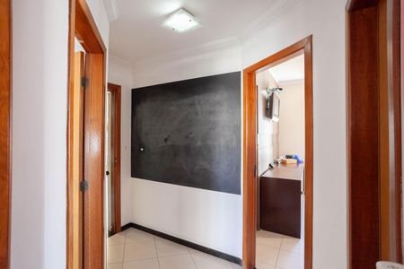 Apartamento à venda com 249m², 3 quartos e 2 vagasCorredor