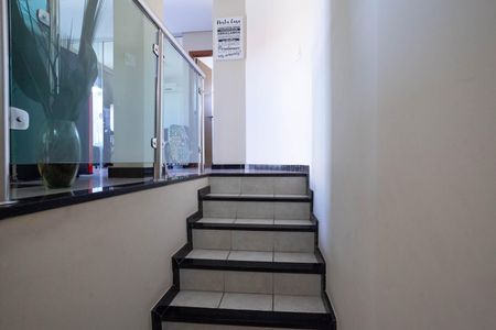 Apartamento à venda com 249m², 3 quartos e 2 vagasEscada