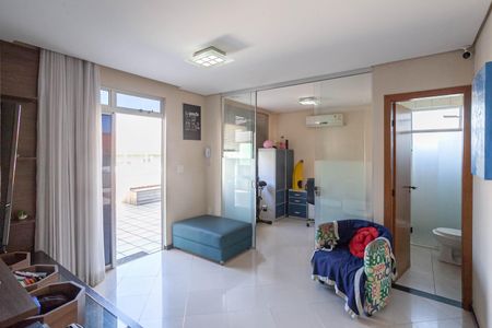 Apartamento à venda com 249m², 3 quartos e 2 vagasCobertura - Sala 2