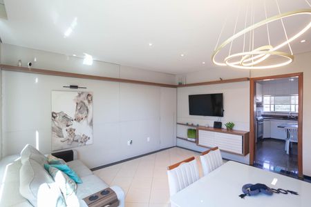 Apartamento à venda com 249m², 3 quartos e 2 vagasSala 1