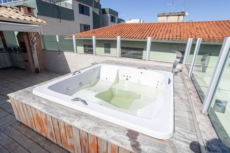 Apartamento à venda com 249m², 3 quartos e 2 vagasCobertura