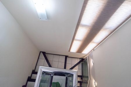 Apartamento à venda com 249m², 3 quartos e 2 vagasEscada