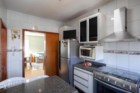 Apartamento à venda com 249m², 3 quartos e 2 vagasCozinha