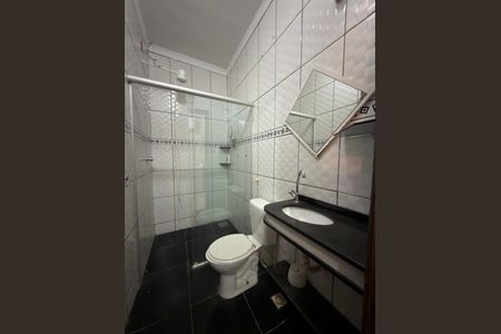 Banheiro de casa para alugar com 1 quarto, 35m² em Colônia Agrícola Samambaia, Brasília