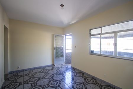 Sala de casa para alugar com 2 quartos, 100m² em Colubandê, São Gonçalo