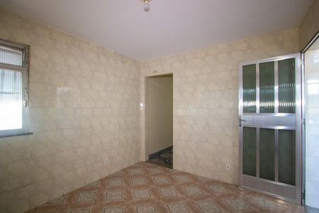 Casa para alugar com 100m², 2 quartos e sem vaga Casa para alugar com 100m², 2 quartos e sem vagaCozinha