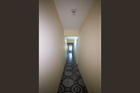 Casa para alugar com 100m², 2 quartos e sem vaga Casa para alugar com 100m², 2 quartos e sem vagaCorredor