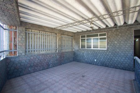 Casa para alugar com 100m², 2 quartos e sem vaga Casa para alugar com 100m², 2 quartos e sem vagaVaranda
