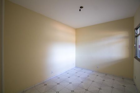 Casa para alugar com 100m², 2 quartos e sem vaga Casa para alugar com 100m², 2 quartos e sem vagaQuarto