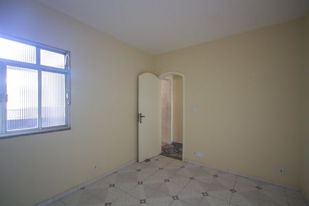 Casa para alugar com 100m², 2 quartos e sem vaga Casa para alugar com 100m², 2 quartos e sem vagaQuarto