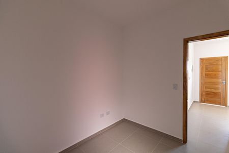 Quarto de apartamento à venda com 1 quarto, 27m² em Guaianases, São Paulo