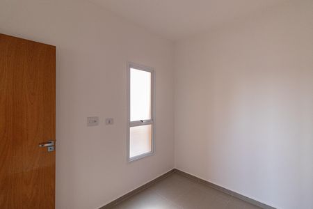 Quarto de apartamento à venda com 1 quarto, 27m² em Guaianases, São Paulo