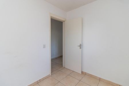 Quarto 1 de apartamento para alugar com 2 quartos, 43m² em Restinga, Porto Alegre