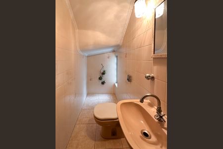 Casa à venda com 185m², 2 quartos e 2 vagas Casa à venda com 185m², 2 quartos e 2 vagasLavabo