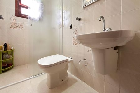 Casa à venda com 185m², 2 quartos e 2 vagas Casa à venda com 185m², 2 quartos e 2 vagasBanheiro Social