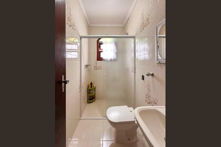 Casa à venda com 185m², 2 quartos e 2 vagas Casa à venda com 185m², 2 quartos e 2 vagasBanheiro Social