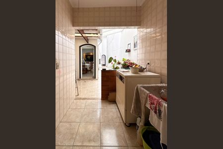 Casa à venda com 185m², 2 quartos e 2 vagas Casa à venda com 185m², 2 quartos e 2 vagasÁrea de Serviço