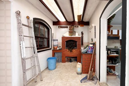 Casa à venda com 185m², 2 quartos e 2 vagas Casa à venda com 185m², 2 quartos e 2 vagasÁrea gourmet
