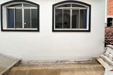 Casa à venda com 185m², 2 quartos e 2 vagas Casa à venda com 185m², 2 quartos e 2 vagasVista do Quarto 2