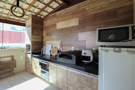Apartamento à venda com 130m², 2 quartos e 2 vagas Apartamento à venda com 130m², 2 quartos e 2 vagasEspaço Gourmet