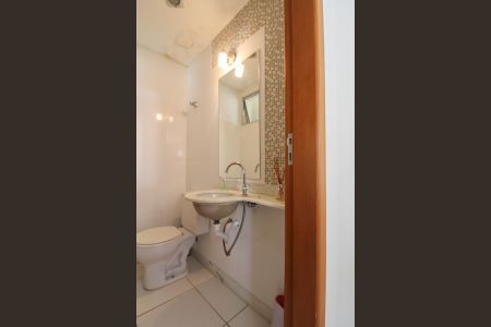 Apartamento à venda com 130m², 2 quartos e 2 vagas Apartamento à venda com 130m², 2 quartos e 2 vagasLavabo