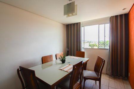 Apartamento à venda com 130m², 2 quartos e 2 vagas Apartamento à venda com 130m², 2 quartos e 2 vagasSala 1