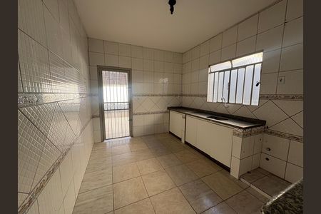 Casa para alugar com 430m², 3 quartos e 2 vagas