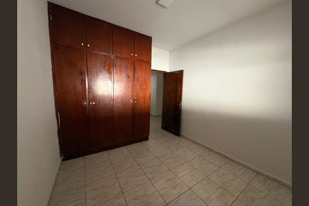 Casa para alugar com 430m², 3 quartos e 2 vagas