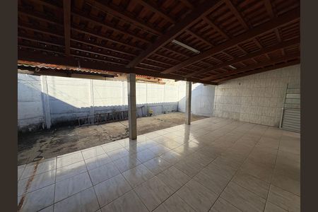 Casa para alugar com 430m², 3 quartos e 2 vagas