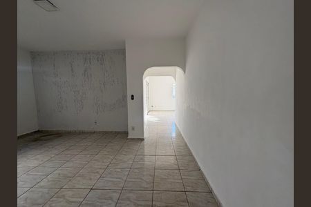 Casa para alugar com 430m², 3 quartos e 2 vagas