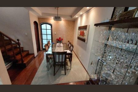 Casa à venda com 146m², 3 quartos e 2 vagas