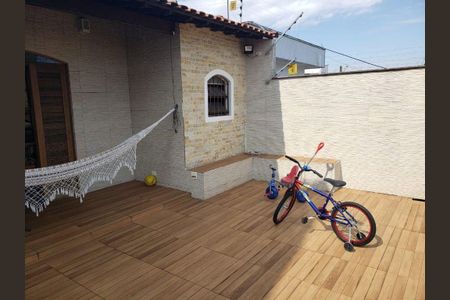 Casa à venda com 146m², 3 quartos e 2 vagas