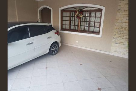 Casa à venda com 146m², 3 quartos e 2 vagas