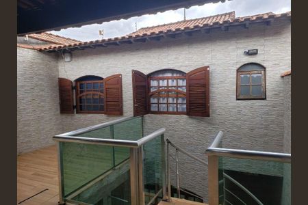 Casa à venda com 146m², 3 quartos e 2 vagas
