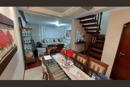 Casa à venda com 146m², 3 quartos e 2 vagas