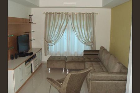 Casa à venda com 4 quartos, 250m² em Jardim Maia, Guarulhos