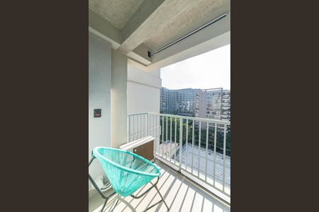 Studio à venda com 22m², 1 quarto e sem vaga Studio à venda com 22m², 1 quarto e sem vagaVaranda