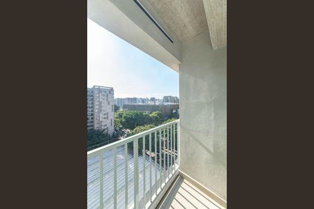 Studio à venda com 22m², 1 quarto e sem vaga Studio à venda com 22m², 1 quarto e sem vagaVaranda