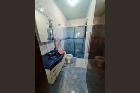 Casa à venda com 195m², 3 quartos e 4 vagas