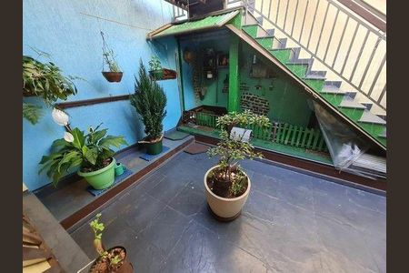 Casa à venda com 195m², 3 quartos e 4 vagas