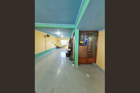 Casa à venda com 195m², 3 quartos e 4 vagas