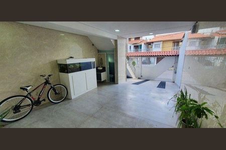 Casa à venda com 3 quartos, 252m² em Parque Renato Maia, Guarulhos