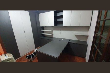Casa à venda com 3 quartos, 252m² em Parque Renato Maia, Guarulhos