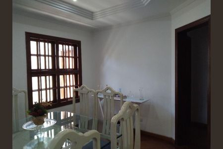 Casa à venda com 152m², 3 quartos e 2 vagas