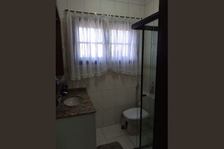 Casa à venda com 152m², 3 quartos e 2 vagas