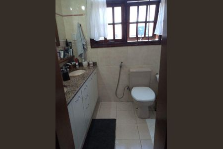 Casa à venda com 152m², 3 quartos e 2 vagas