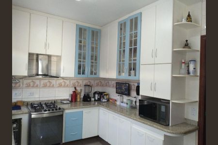 Casa à venda com 152m², 3 quartos e 2 vagas